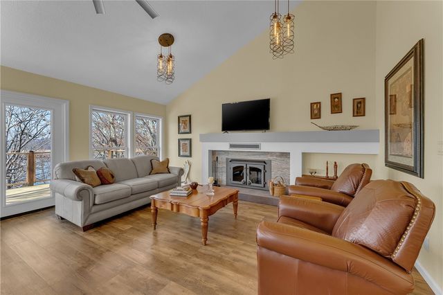 1555 County Road 156, Eureka Springs, AR 72632