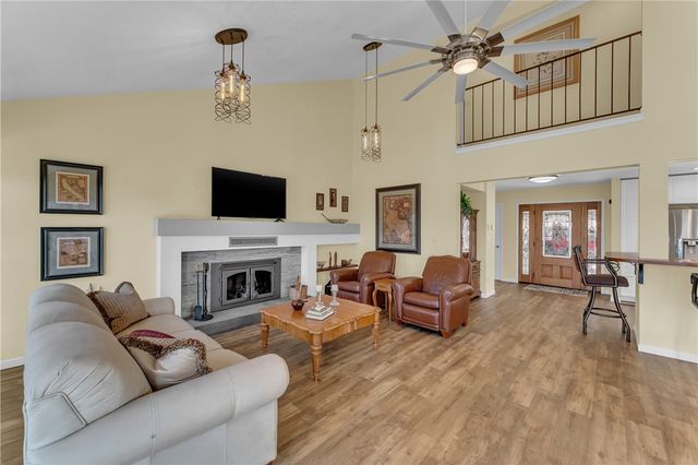 1555 County Road 156, Eureka Springs, AR 72632