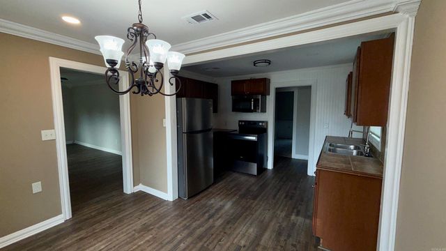 5200 N Shobe Rd, Alexander, AR 72002