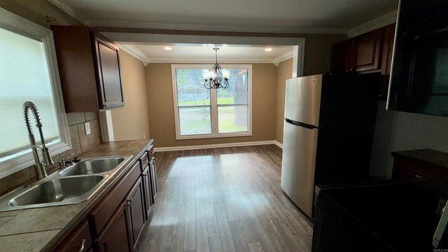 5200 N Shobe Rd, Alexander, AR 72002