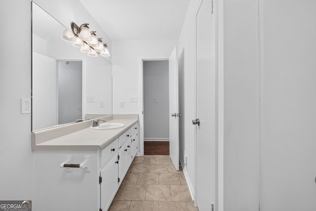 3570 Daylon Drive, Cumming, GA 30028