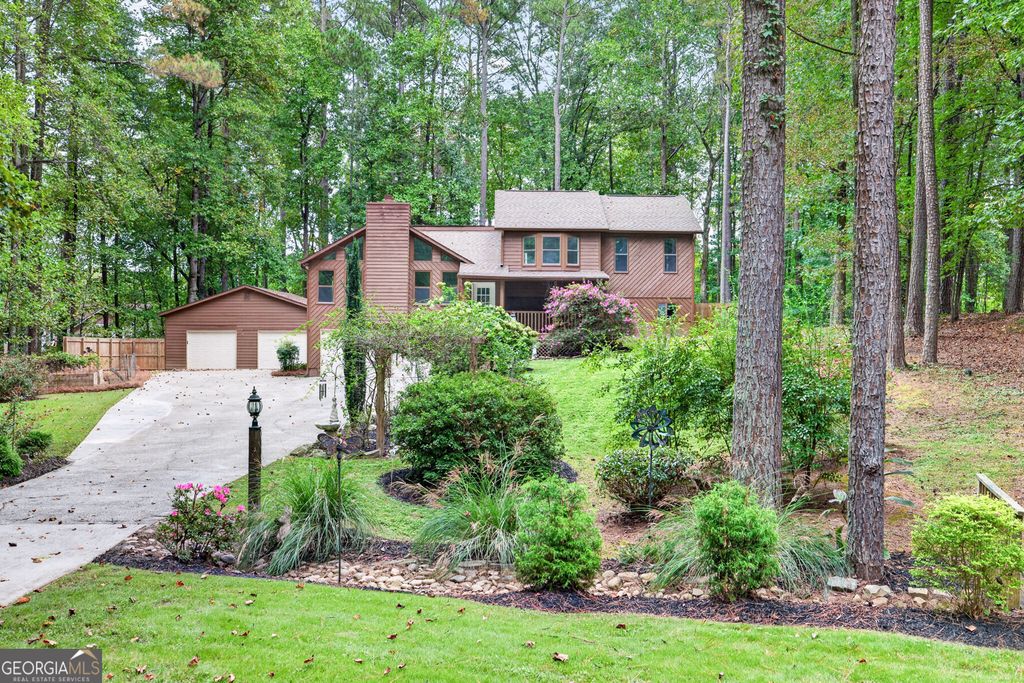 3570 Daylon Drive, Cumming, GA 30028 — exterior