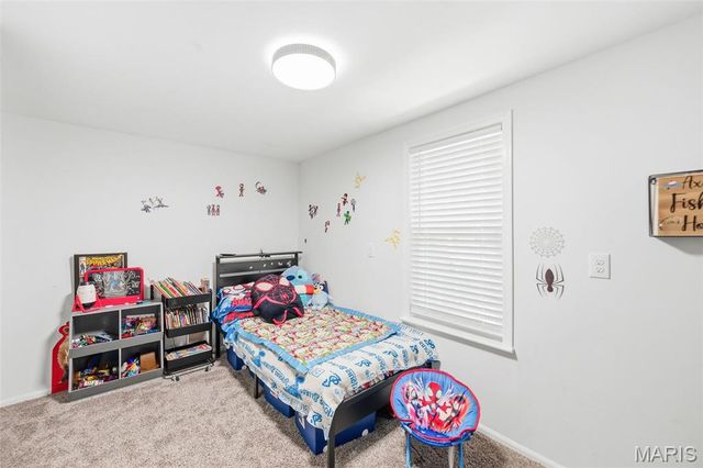 2427 N 7th Street, St Charles, MO 63301