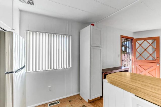 402 63Rd SPC 12, San Diego, CA 92114