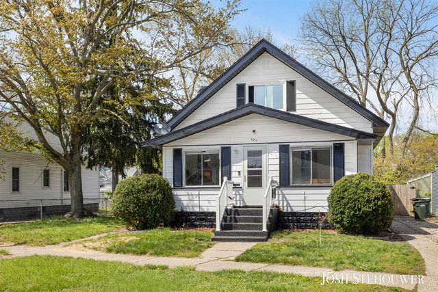 680 Orchard Avenue, Muskegon, MI 49442