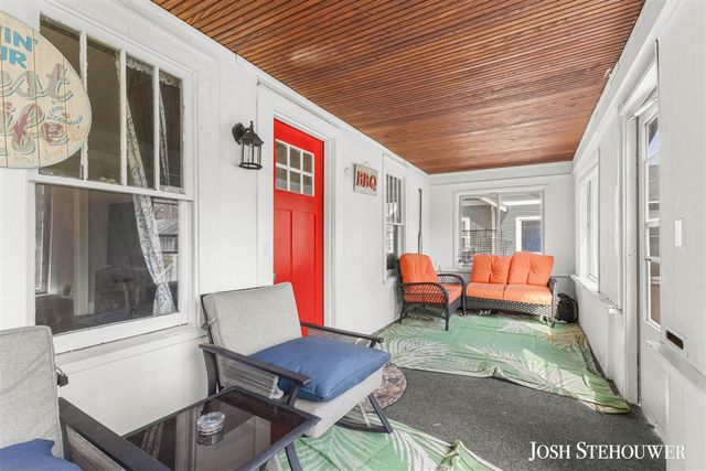 680 Orchard Avenue, Muskegon, MI 49442