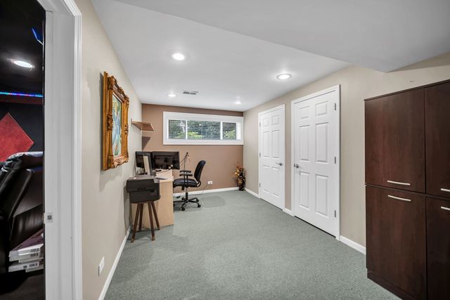 20651 N Horatio Boulevard, Lincolnshire, IL 60069