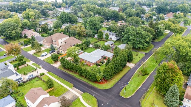 20651 N Horatio Boulevard, Lincolnshire, IL 60069