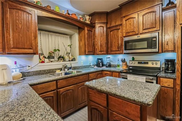 4701 Russell Circle, Mission, TX 78574
