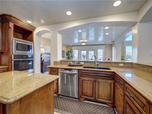 13514 King Phillip Ct, Corpus Christi, TX 78418