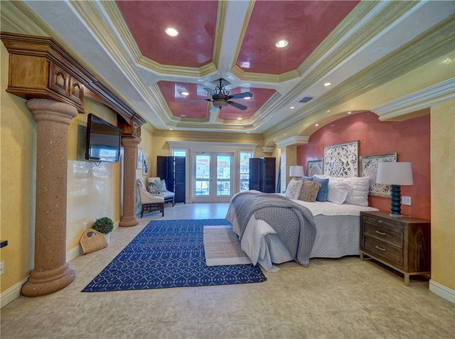 13514 King Phillip Ct, Corpus Christi, TX 78418