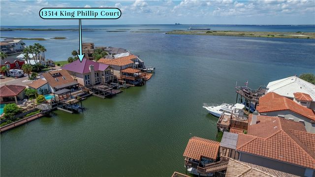 13514 King Phillip Ct, Corpus Christi, TX 78418