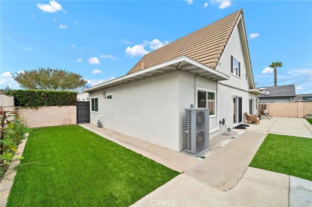 17684 Beech Street, Fountain Valley, CA 92708