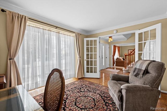 20218 Edgewood Avenue, Livonia, MI 48152