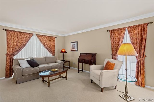 20218 Edgewood Avenue, Livonia, MI 48152