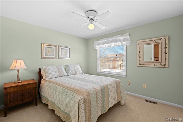 20218 Edgewood Avenue, Livonia, MI 48152