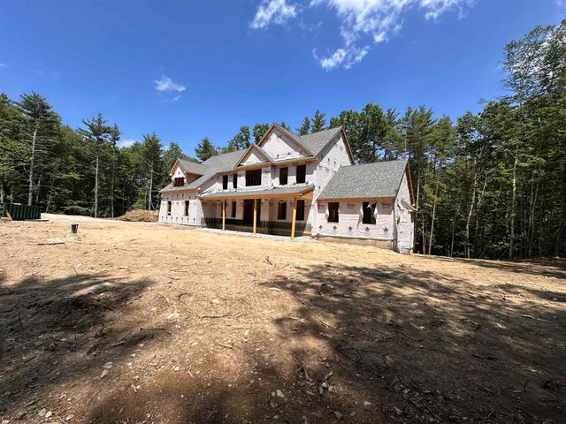 22 Ponemah Road, Amherst, NH 03031