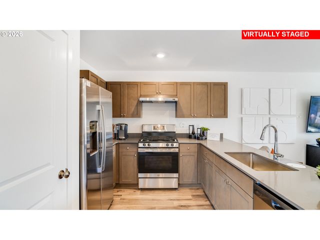 5761 Bainbridge Rd, Eugene, OR 97402