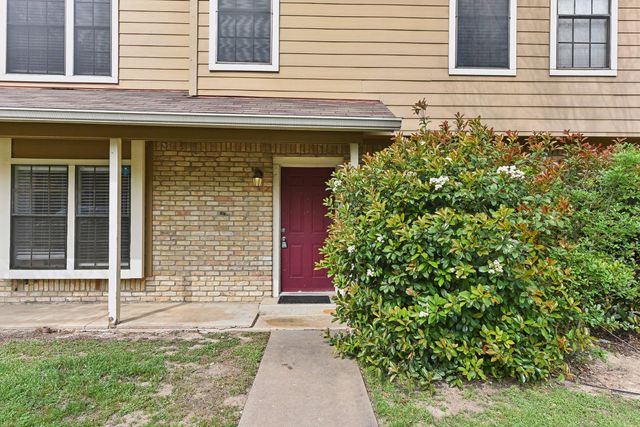 11404 Walnut Ridge DR 104, Austin, TX 78753