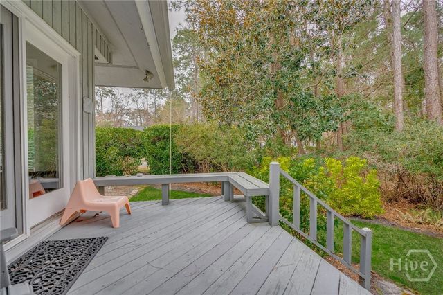 17 Riding Lane, Savannah, GA 31411