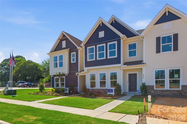 6063 White Aster Lane, Charlotte, NC 28216