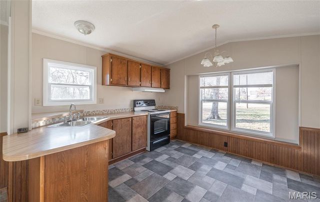 17590 S US Highway 63, Rolla, MO 65401