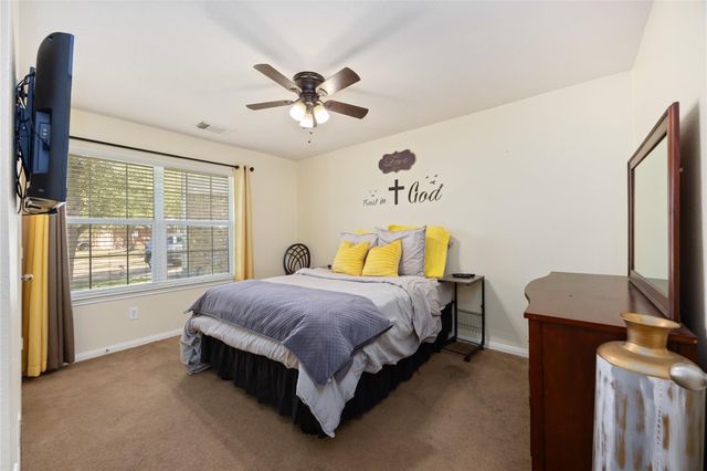 2503 Harpers Creek Court, Fresno, TX 77545