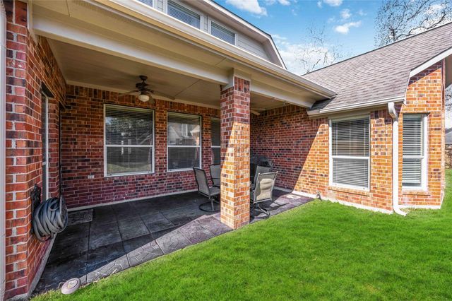 2503 Harpers Creek Court, Fresno, TX 77545