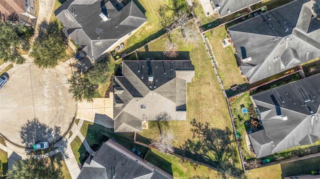 2503 Harpers Creek Court, Fresno, TX 77545