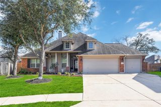 2503 Harpers Creek Court, Fresno, TX 77545