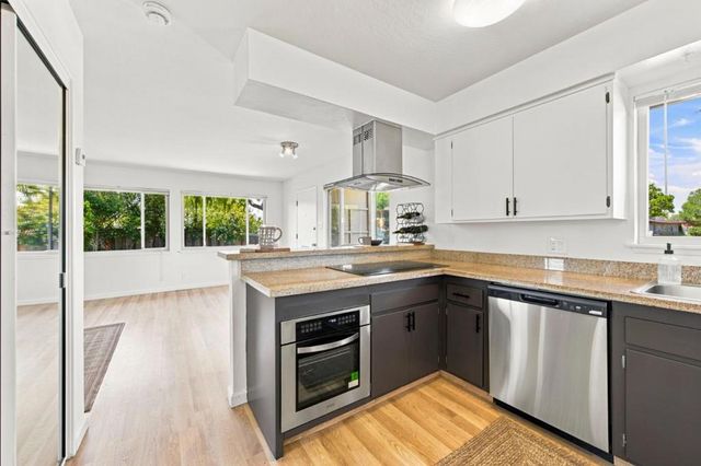 1576 Marina Court A, San Mateo, CA 94403