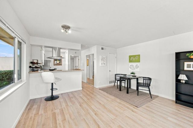 1576 Marina Court A, San Mateo, CA 94403