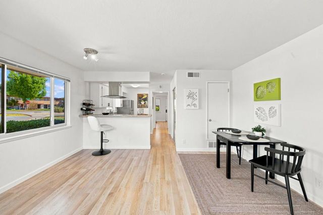 1576 Marina Court A, San Mateo, CA 94403