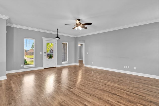 442 Concho Street, Farmington, AR 72730