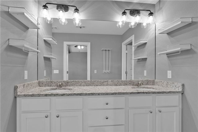 442 Concho Street, Farmington, AR 72730