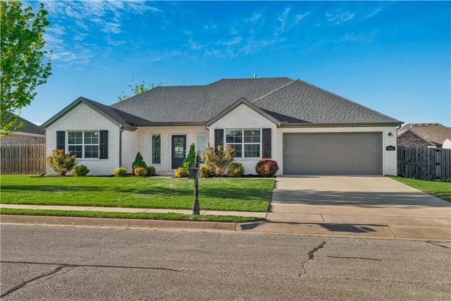 442 Concho Street, Farmington, AR 72730