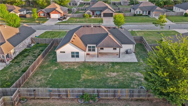 442 Concho Street, Farmington, AR 72730