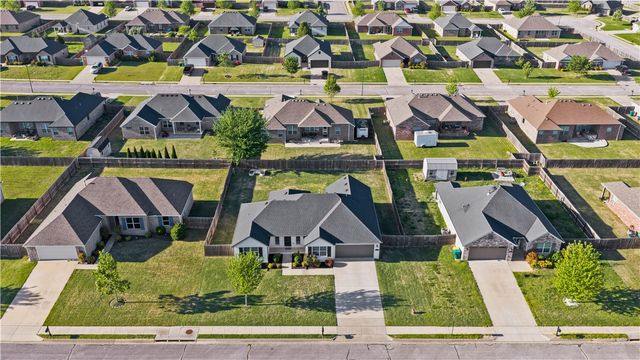442 Concho Street, Farmington, AR 72730