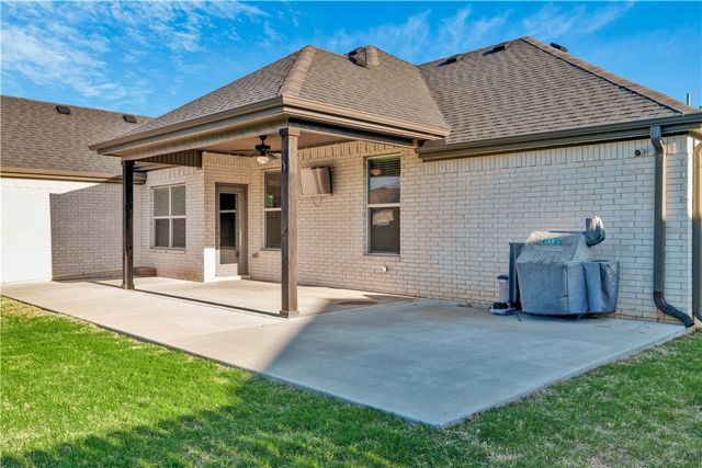 442 Concho Street, Farmington, AR 72730