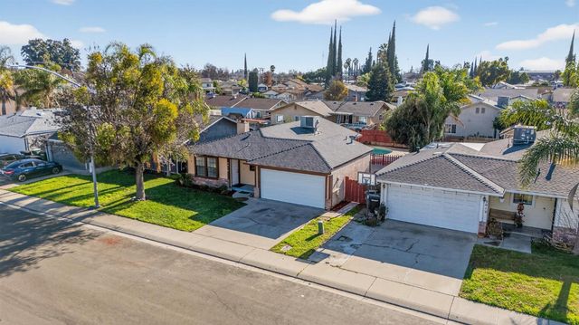 2016 Nimrood Dr, Ceres, CA 95307