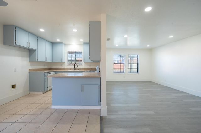 2016 Nimrood Dr, Ceres, CA 95307