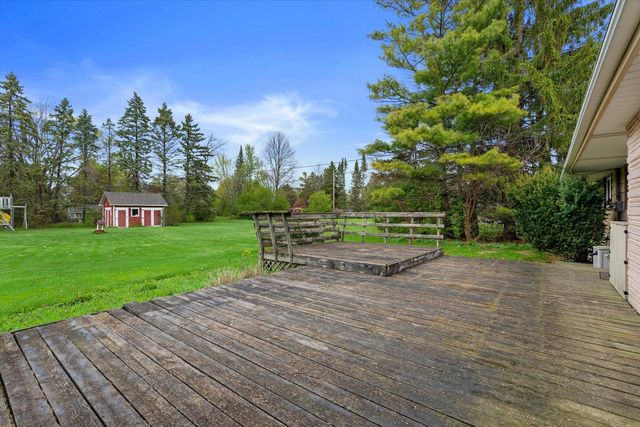 3182 Kettle Moraine PARKWAY, Hubertus, WI 53033