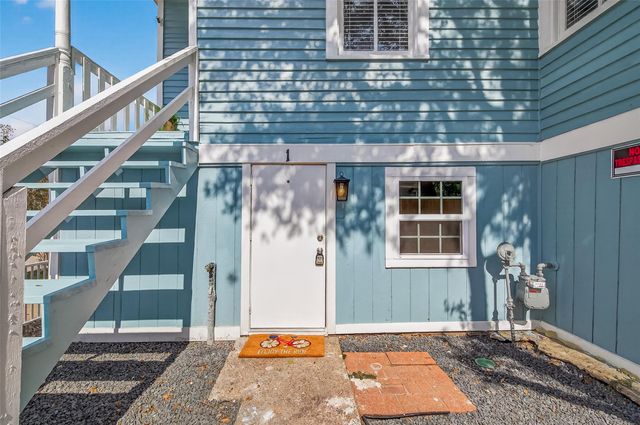 1814 33rd Street 1, Galveston, TX 77550