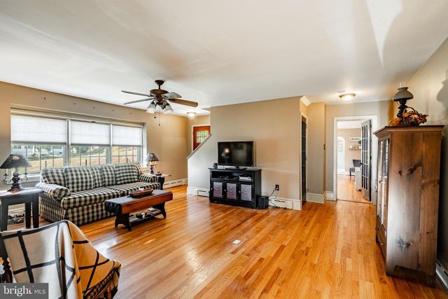 779 CONCORD RD, Glen Mills, PA 19342