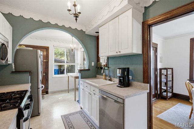 2135 Sutton Avenue, Richmond Heights, MO 63117