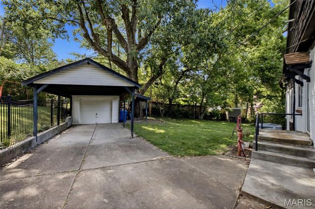 2135 Sutton Avenue, Richmond Heights, MO 63117