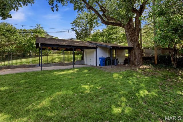 2135 Sutton Avenue, Richmond Heights, MO 63117