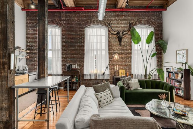 1400 Rosa L Parks Blvd Apt 211, Nashville, TN 37208