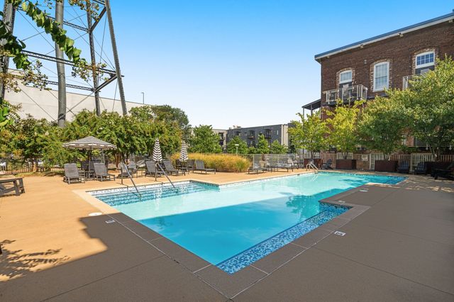 1400 Rosa L Parks Blvd Apt 211, Nashville, TN 37208