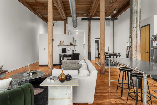 1400 Rosa L Parks Blvd Apt 211, Nashville, TN 37208